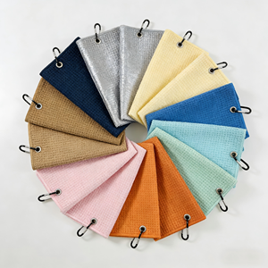 ผ้าเช็ดตัวไมโครไฟเบอร์พรีเมียมแบบขายส่ง พร้อมคลิปคาราไบเนอร์สำหรับกอล์ฟ มีตะขอเกี่ยว ปรับแต่งสีได้ - Product Image 4