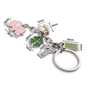 Porte-clés en métal émaillé souple et dur, motif éléphant et trèfle à sept feuilles, charmant et tendance, de marque - Product Image 4