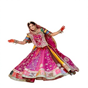 Ensemble Lehenga Choli en satin brodé pour femme, coupe trapèze, avec dupatta à imprimé floral et travail de miroir métallisé, pour mariage et fête - Product Image 1