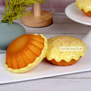 Thème alimentaire Décor de Noël <span class=keywords><strong>Faux</strong></span> fromage et pile d'oeufs <span class=keywords><strong>Faux</strong></span> modèle alimentaire pour table de vacances Centre de table Affichage de cuisine - Product Image 4