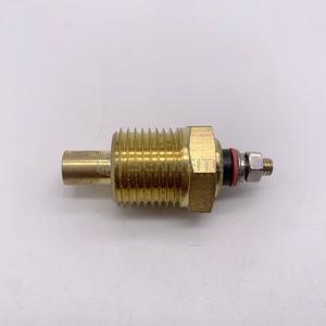 Sensor de Temperatura Senwitt 3853787 para Excavadoras, Sensor de Temperatura del Agua con Terminal de Tornillo Roscado - Product Image 5