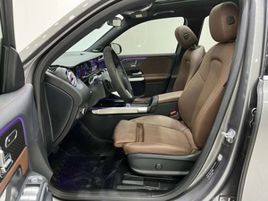 Auto Usado Mercedes-Benz 2025 <span class=keywords><strong>EQB</strong></span> 260 Eléctrico, 190 Caballos de Fuerza, Tracción Delantera, Control de Crucero Adaptativo, SUV de 5 Puertas y 5 Asientos - Product Image 5