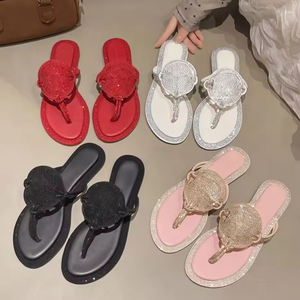 Sandalias Planas de Cuero con Tiras de Diseño Nuevo 2026, Estilo Europeo, para Mujer, Sandalias de Playa de Verano, Pantuflas de Una Sola Pieza - Product Image 1