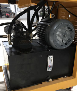 Presse hydraulique à quatre colonnes BAOPIN OEM personnalisable, à faible bruit, avec boutons numériques, pour laboratoire, 20/30/50T, garantie 1 an - Product Image 4