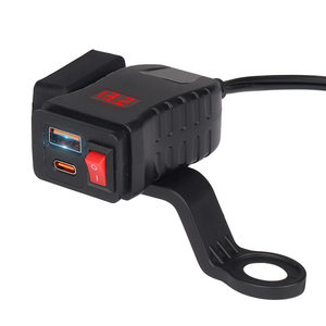 <span class=keywords><strong>Chargeur</strong></span> de <span class=keywords><strong>téléphone</strong></span> pour moto à charge rapide USB Type-C SAE IP44 étanche <span class=keywords><strong>avec</strong></span> voltmètre et interrupteur de charge, deux options d'installation - Product Image 1