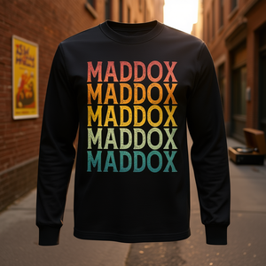Camiseta retro de manga larga Maddox con diseño de nombre personalizado, talla unisex para adultos - Product Image 3