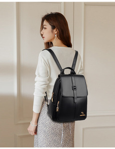 Sac à dos tendance et décontracté pour adolescentes, idéal pour l'école, le shopping et l'usage quotidien – Le sac préféré des femmes. - Product Image 2