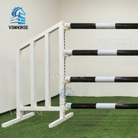 Système d'obstacles équestres de haute qualité conçu pour l'entraînement de saut à cheval, la préparation aux compétitions et l'utilisation à long terme en arène