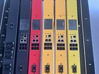 PDU intelligent triphasé avec compteur, 24 prises C13 et 6 prises C19, surveillance à distance IEC, contrôle vertical, rack réseau, 240 V, armoire PDU RJ45