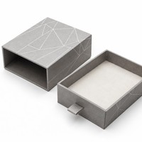 Boîte à bijoux en papier gris recyclable, emballage minimaliste géométrique pour boucles d'oreilles avec insert en feutre, boîte cadeau moderne, vente en gros