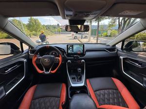 <span class=keywords><strong>Toyota</strong></span> RAV4 <span class=keywords><strong>SUV</strong></span> 2024, el Modelo Más Vendido del Mundo, Alto Valor <span class=keywords><strong>de</strong></span> Reventa, Estado Premium, Caja <span class=keywords><strong>de</strong></span> Cambios Automática, Tamaño <span class=keywords><strong>de</strong></span> Neumáticos R17, 20k Km - Product Image 5