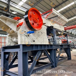 Station de concassage à mâchoires modulaire portable, capacité 800t/h, pour le concassage de roches sur chantier - Product Image 2