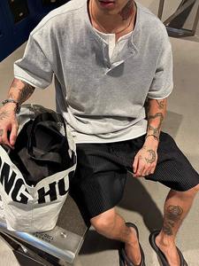 T-shirt Homme d'été à col Henry, effet deux pièces, coupe ample et courte, grammage lourd, uni, écologique, style rétro américain, pour le commerce transfrontalier - Product Image 6