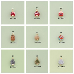 Pendentif DIY tendance : Fleurs en céramique, petits poissons et perles multi-éléments en acier inoxydable plaqué or 18 carats - Product Image 3