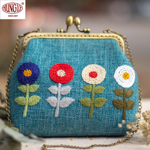 Portefeuille portable élégant brodé en gros pour les occasions formelles, style vintage, petite taille - Product Image 4