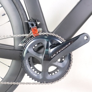 Vélo de route complet en fibre de carbone avec câbles internes, 22 vitesses, freins à disque Flat Mount, modèle TT-X34 avec groupe Ultegra R8000 - Product Image 4