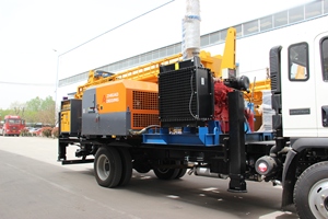 Machine de forage minier <span class=keywords><strong>Hardrock</strong></span> 400m montée sur camion pour puits d'eau - Product Image 4