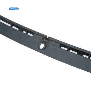 Rejilla antivaho original de segunda mano para parabrisas de Ferrari F12 2012-2018 OE 84714712 - Product Image 5