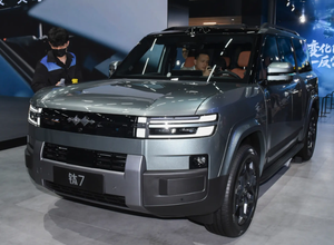 سيارات جديدة تم إطلاقها بواسطة Byd سيارات تيتانيوم Fangcheng Bao Tai7 هجينة SUV 7 حصانا تعمل بالطاقة الجديدة - Product Image 2