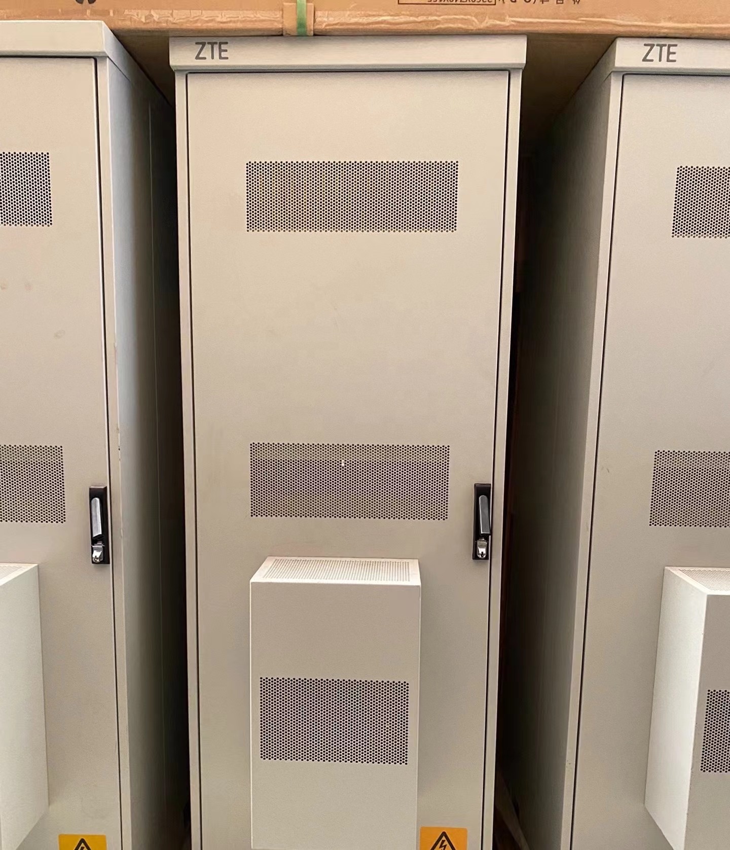 ZTE Outdoor DC Power System - Reliable Telecom Cabinets