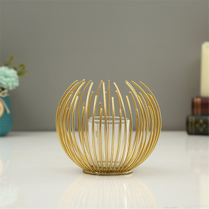 Vente en gros d'ornements personnalisés, chandeliers en acier inoxydable, accessoires de table à manger, décorations de <span class=keywords><strong>mariage</strong></span>, décorations religieuses de Pâques - Product Image 4