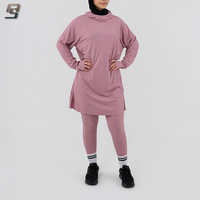 Tenue de sport modeste rose poudré OEM personnalisée, 2 pièces, pour femme, avec sweat à capuche, manches raglan, fente latérale, séchage rapide, été, style musulman