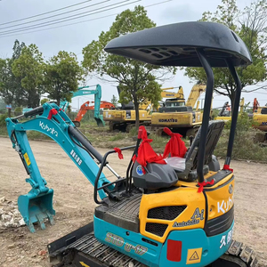 Mini-excavatrice KUBOTA U17 d'occasion, 90% neuve - Product Image 1