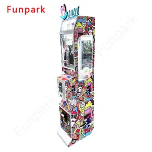 Wholesale Funpark Coin Operated Toys World Candy Vending Mini Claw Machine With Cash Bill Acceptor For Sale Claw Game Machine