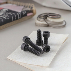 <span class=keywords><strong>Tornillo</strong></span> de cabeza hexagonal de acero al carbono 12,9 de alta resistencia Din912 M8 10mm acabado de óxido negro hierro cobre 304 Acero inoxidable Din - Product Image 2