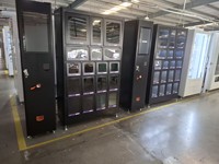 Máquina expendedora combinada de casillero inteligente biométrico y RFID con acceso seguro y ventas Acepta pagos con código QR de moneda de tarjeta de crédito