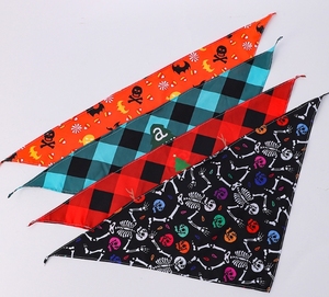 Vente en gros de <span class=keywords><strong>bandana</strong></span> personnalisé <span class=keywords><strong>pour</strong></span> chiens et animaux de compagnie, cadeau de taille réglable avec impression de logo, bon marché - Product Image 1