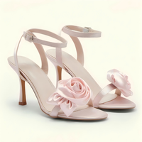 Chaussures d'été légères pour femmes, couleur rose, à bout ouvert, décorations florales tridimensionnelles, talons fins et sexy