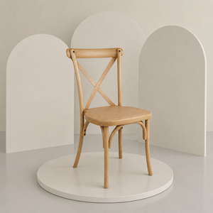 Silla de Resina Resistente con Respaldo Cruzado, Diseño Moderno para Hotel y Uso en Exteriores, con Características Ajustables y Resistentes - Product Image 1