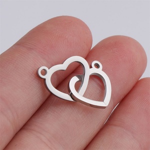 High Quality Stainless Steel Gold Plated Hollow Double <b>Heart</b> Shape Pendant Charms for Necklace - Product Image 3
