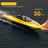 Bateau électrique télécommandé 2,4 GHz anti-interférence avec alerte de batterie faible, double moteur et autonomie ultra-longue