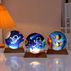 Esfera de Vidrio Transparente con Grabado Láser 3D Interno - Lámpara de Mesa LED Brillante para el Hogar, Oficina, Dormitorio, Estante o Exhibición - Product Image 3