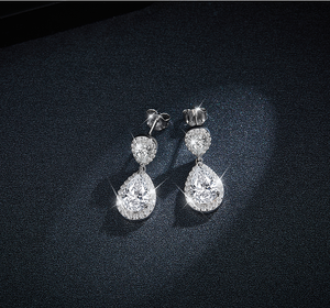 Boucles d'oreilles en argent pour femmes avec moissanite taille poire 1 carat et pierre en silicium - Product Image 2