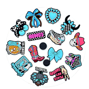 Zapatos de Goma Unisex con Diseño de Dibujos Animados, Estilo Regular, Color <span class=keywords><strong>Azul</strong></span> Denim, con Agujeros, Adornos de Flores de PVC Suaves y Extraíbles, Accesorios de Hebilla DIY - Product Image 1
