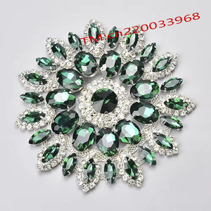 Vente en gros de patchs floraux ronds en cristal avec strass, appliques d'épaule, embellissements de corsage pour femmes, robe de mariée et de demoiselle d'honneur - Product Image 5