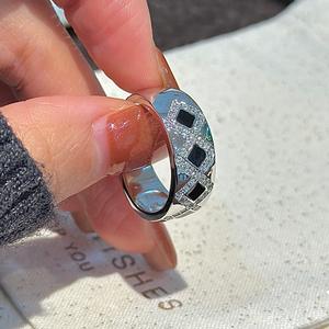 แหวนเงินแท้ S925 ประดับเพชรซิคอน ดีไซน์วินเทจ ชุบทองคำขาว ดีไซน์เรียบง่าย ทันสมัย แหวนปรับขนาดได้ 18K - Product Image 4