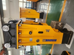Martillo Hidráulico SOOSAN SB 70 Tipo Caja para Excavadoras de 16-21 Toneladas, Maquinaria de Construcción, Motor con 1 Año de Garantía - Product Image 5