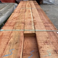 Panneaux et panneaux de bois de cèdre rouge de taille personnalisée pour le revêtement de murs intérieurs et les solutions de plafond