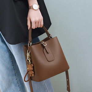 Bolso de Hombro de Cuero Genuino para Mujer, Modelo 2026, Gran Capacidad, Estilo Moderno, para Viajes Diarios - Product Image 1