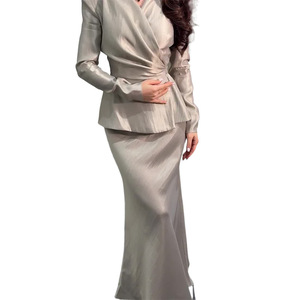 Conjunto de 2 Piezas para Mujer: Top Plisado de Manga Larga con Lazo Lateral y Falda Elegante a Media Pierna - Product Image 6