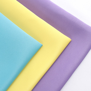 Tela Taslan 100D 120GSM de Peso Medio, Resistente al Viento, Tejido Liso Teñido, Material de Poliéster para Abrigos y Chaquetas - Product Image 3
