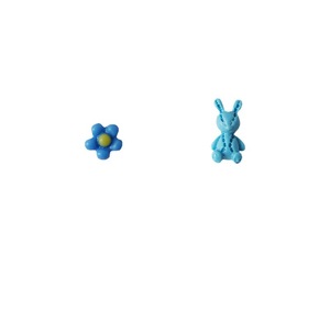Novedad <span class=keywords><strong>2022</strong></span> Pendientes de botón de tres piezas <span class=keywords><strong>con</strong></span> diseño de oso de dibujos animados y flor de resina, <span class=keywords><strong>con</strong></span> aguja de plata 925, estilo japonés coreano Ins, bonitos para mujer - Product Image 5