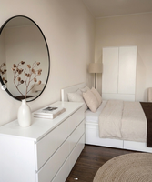 Prix d'usine Yifan – Ensemble de chambre à coucher en bois blanc pour hôtel, appartement, centre commercial – Armoire, commode, table de chevet – Style moderne en MDF personnalisable