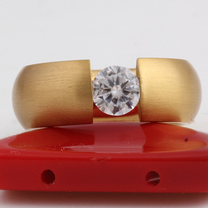 Bague géométrique en or avec zircon rond serti par tension, bijou unisexe tendance, cadeau - Product Image 3