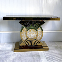 Meuble d'entrée de luxe léger doré avec miroir, console de rangement moderne et minimaliste pour villa, salon ou entrée de maison