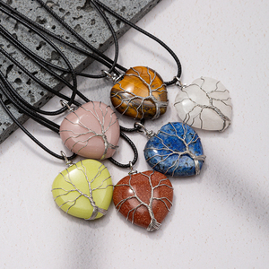 Collier pendentif coeur en cristal de guérison naturel pour femmes fil de pierre précieuse enveloppé dans un arbre mignon vie amour en forme de conception chaîne de corde - Product Image 3